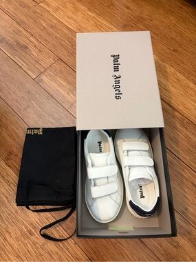 BNIB Palm Angels White Leather Kids Sneakers with Navy Heel